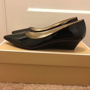 Bandolino black pointed toe demi-wedge pumps, 8.5
